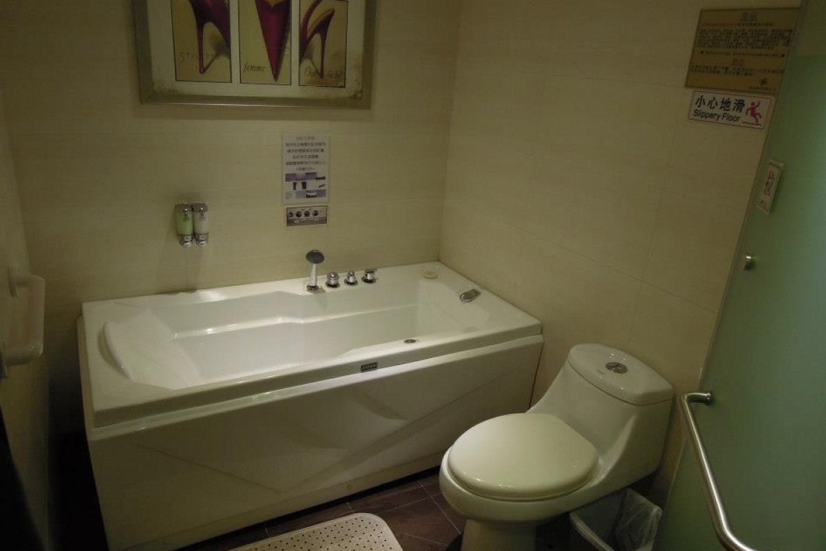 Viva Villa - Image 3