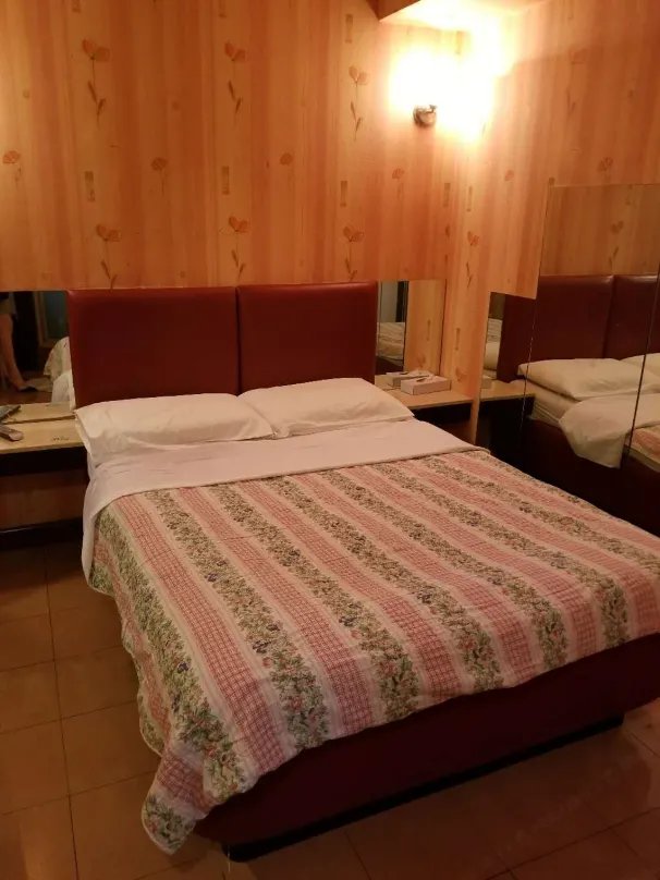 蜜月時租酒店 - Image 2